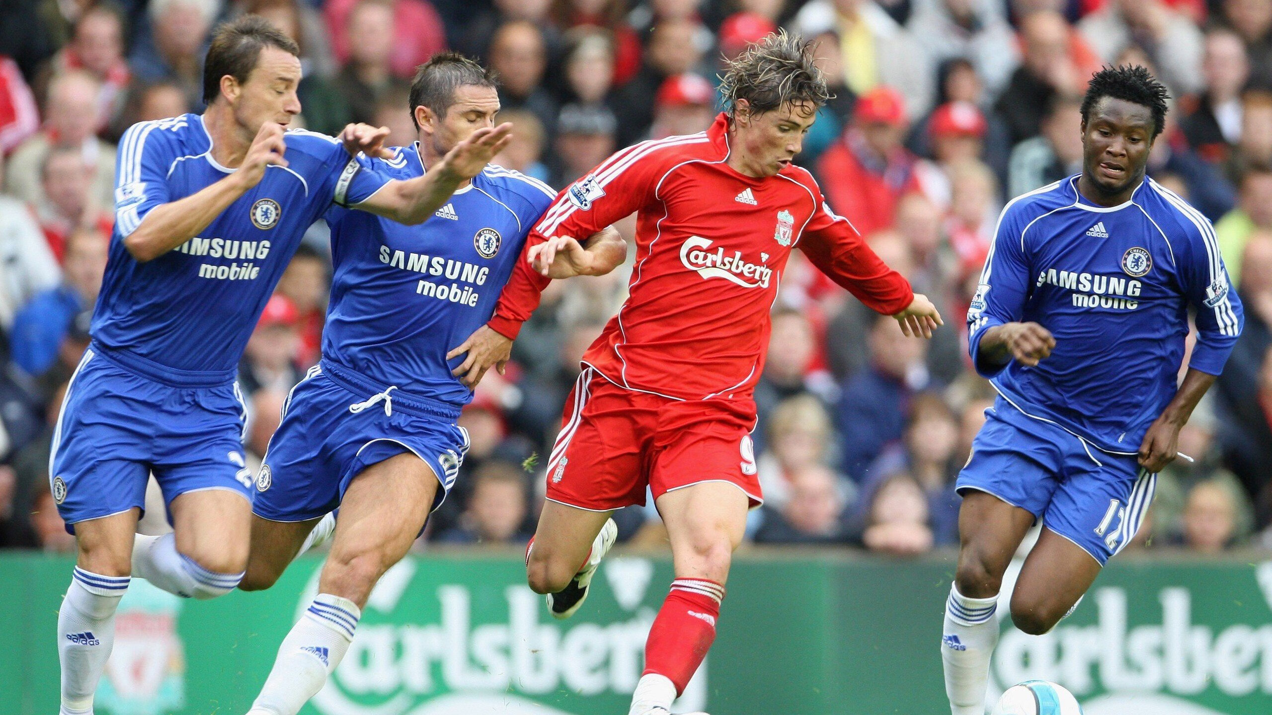 英超：阿森纳客场战平曼城，追赶榜首压力加大，英超阿森纳对曼联